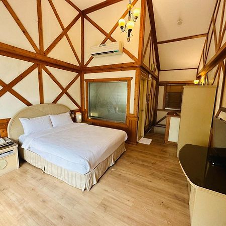 Ivy Motel Chiayi Eksteriør bilde