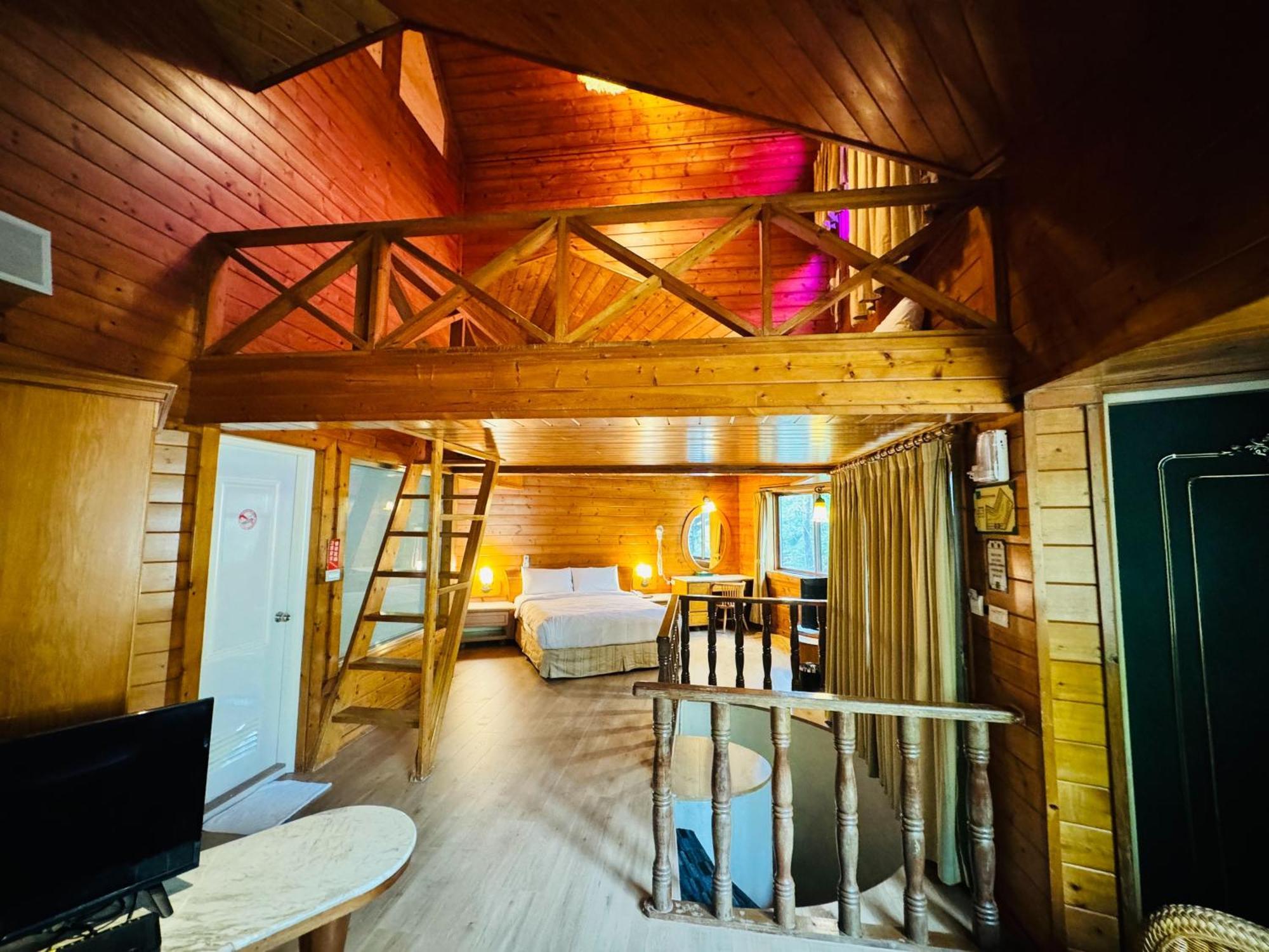 Ivy Motel Chiayi Eksteriør bilde